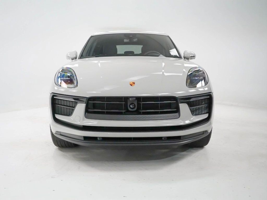 New 2026 Porsche Macan S image 7
