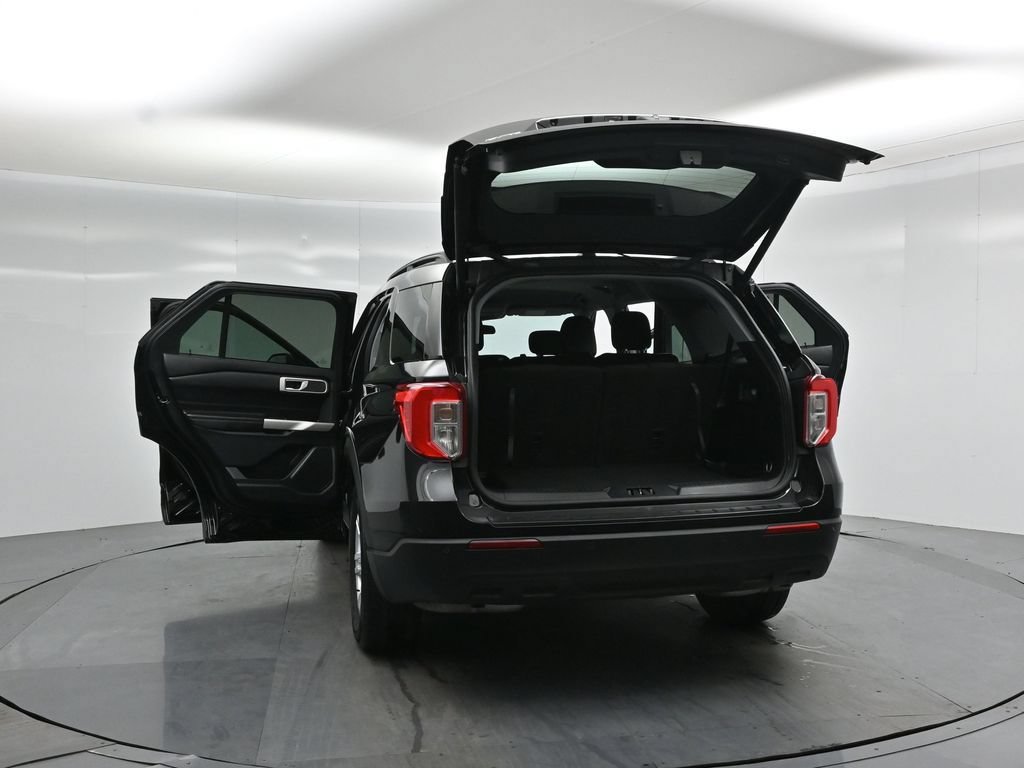 Certified 2023 Ford Explorer XLT RWD image 34