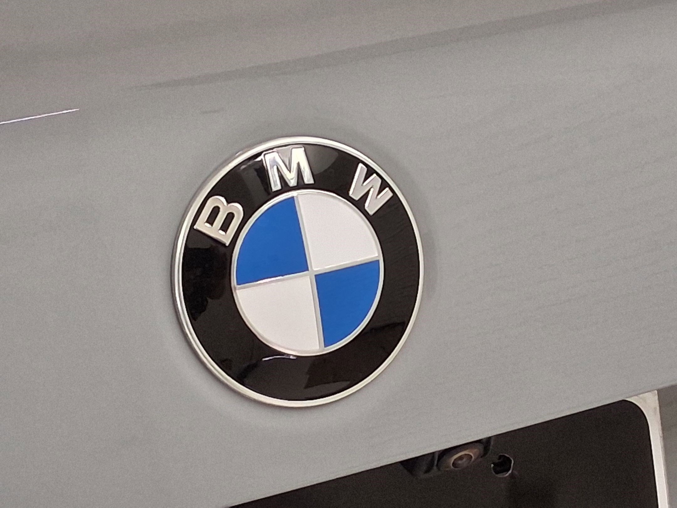Used 2023 BMW M2 w/ Lighting Package RWD image 21