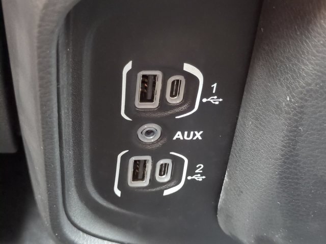 New 2026 RAM 1500 Express AWD/4WD image 21