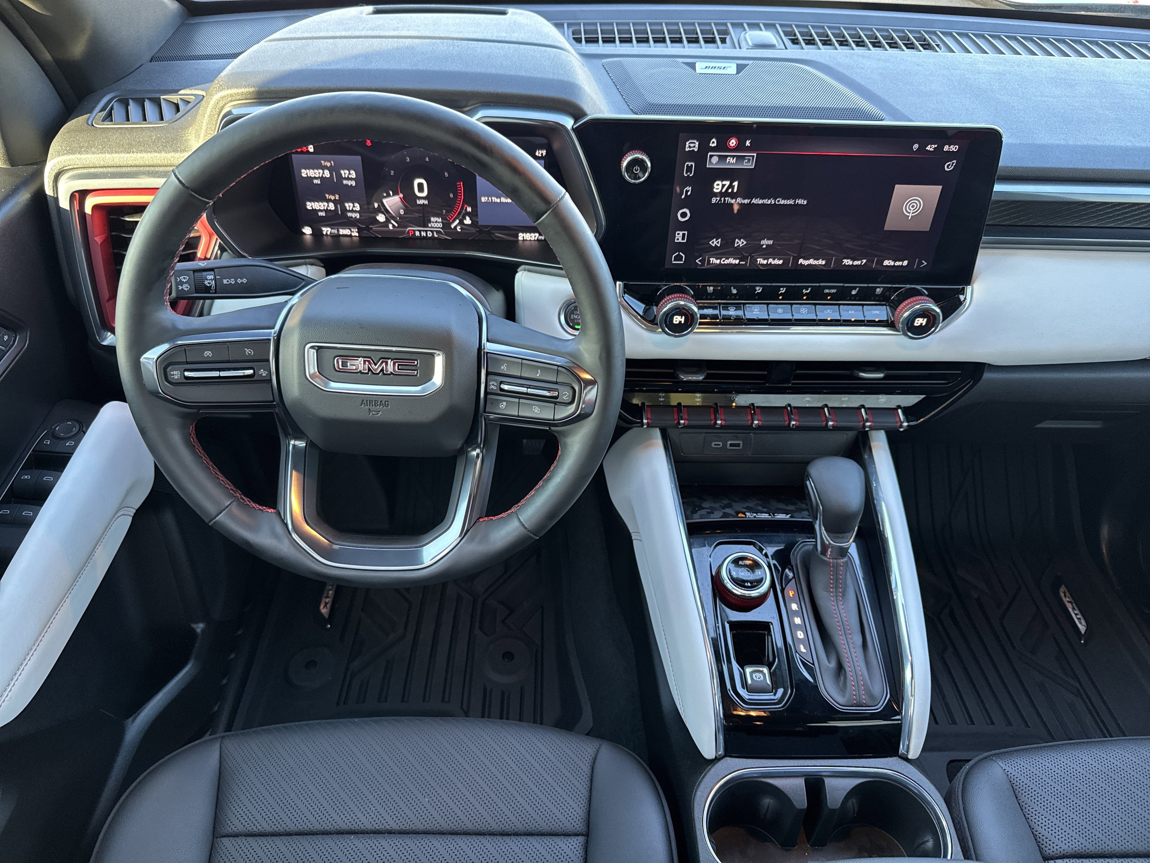 Used 2024 GMC Canyon AT4X image 18