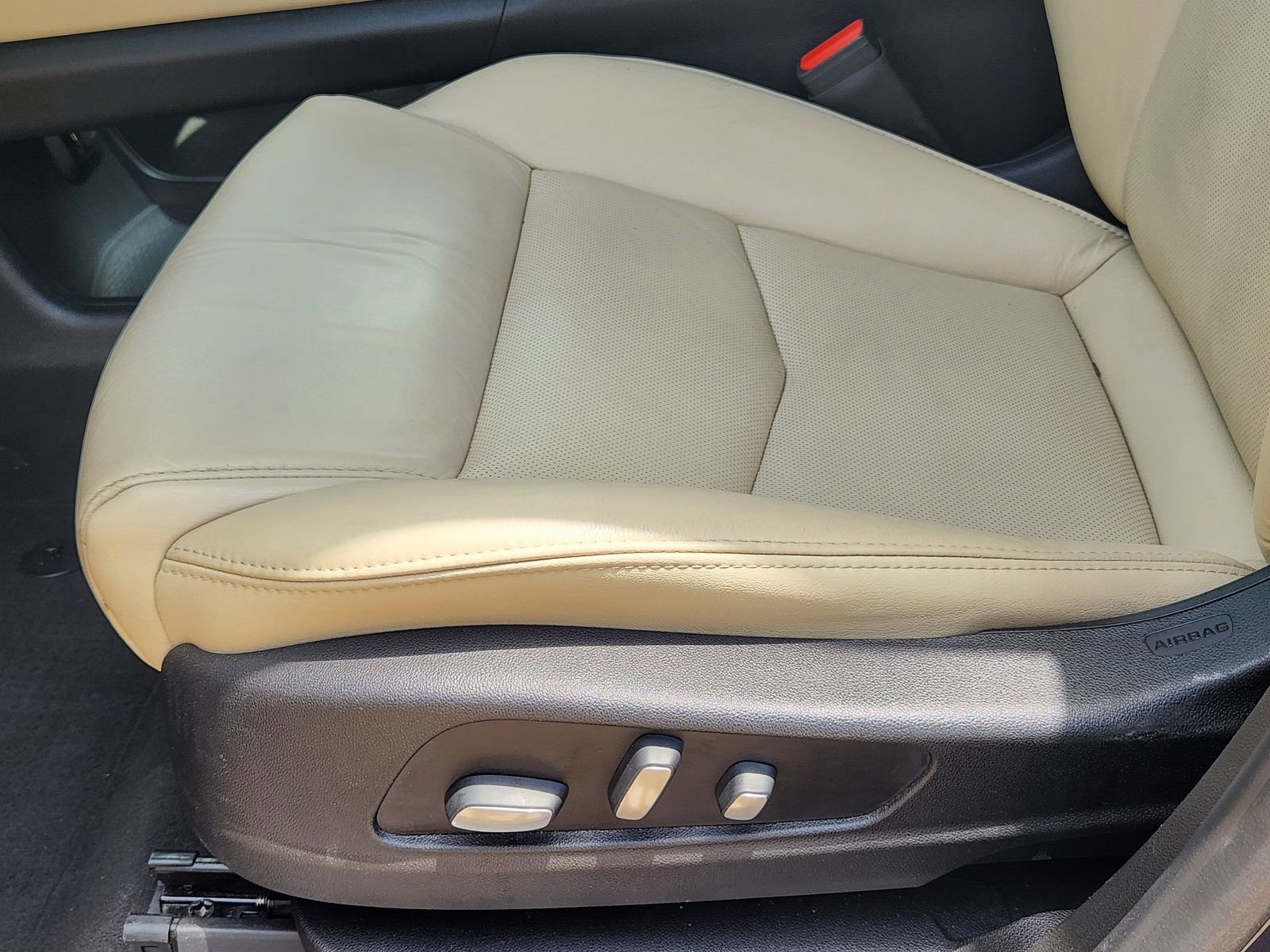 Used 2019 Cadillac XT5 Premium Luxury AWD/4WD image 27