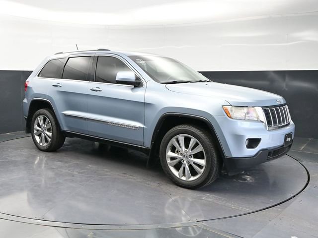 Used 2012 Jeep Grand Cherokee Laredo RWD image 3