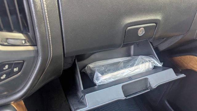 Used 2016 Chevrolet Silverado 1500 LTZ image 34