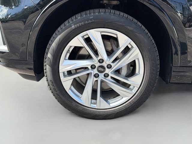 Used 2023 Audi Q7 3.0T Premium Plus w/ Premium Plus Package AWD/4WD image 41