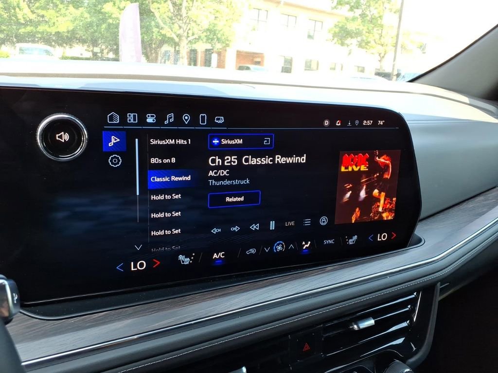 Certified 2025 Chevrolet Tahoe LT AWD/4WD image 5