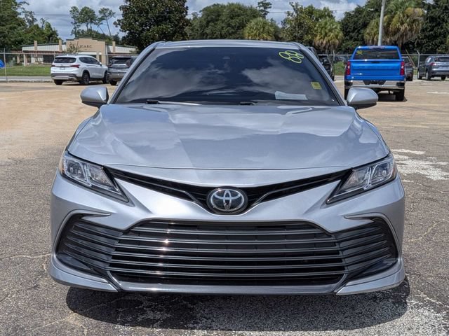 Used 2024 Toyota Camry LE FWD image 9