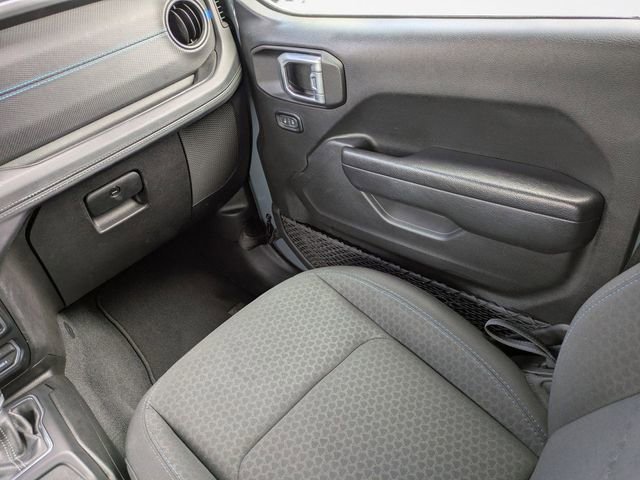 Used 2024 Jeep Wrangler Unlimited Rubicon 4xe image 16