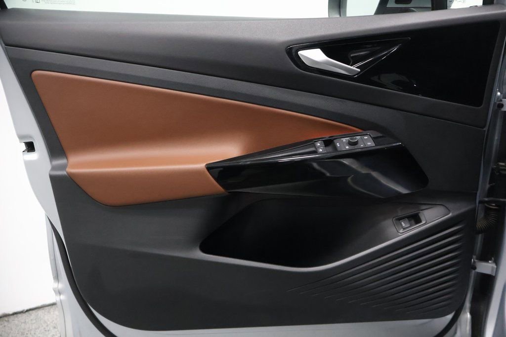 Used 2021 Volkswagen ID.4 Pro S image 12