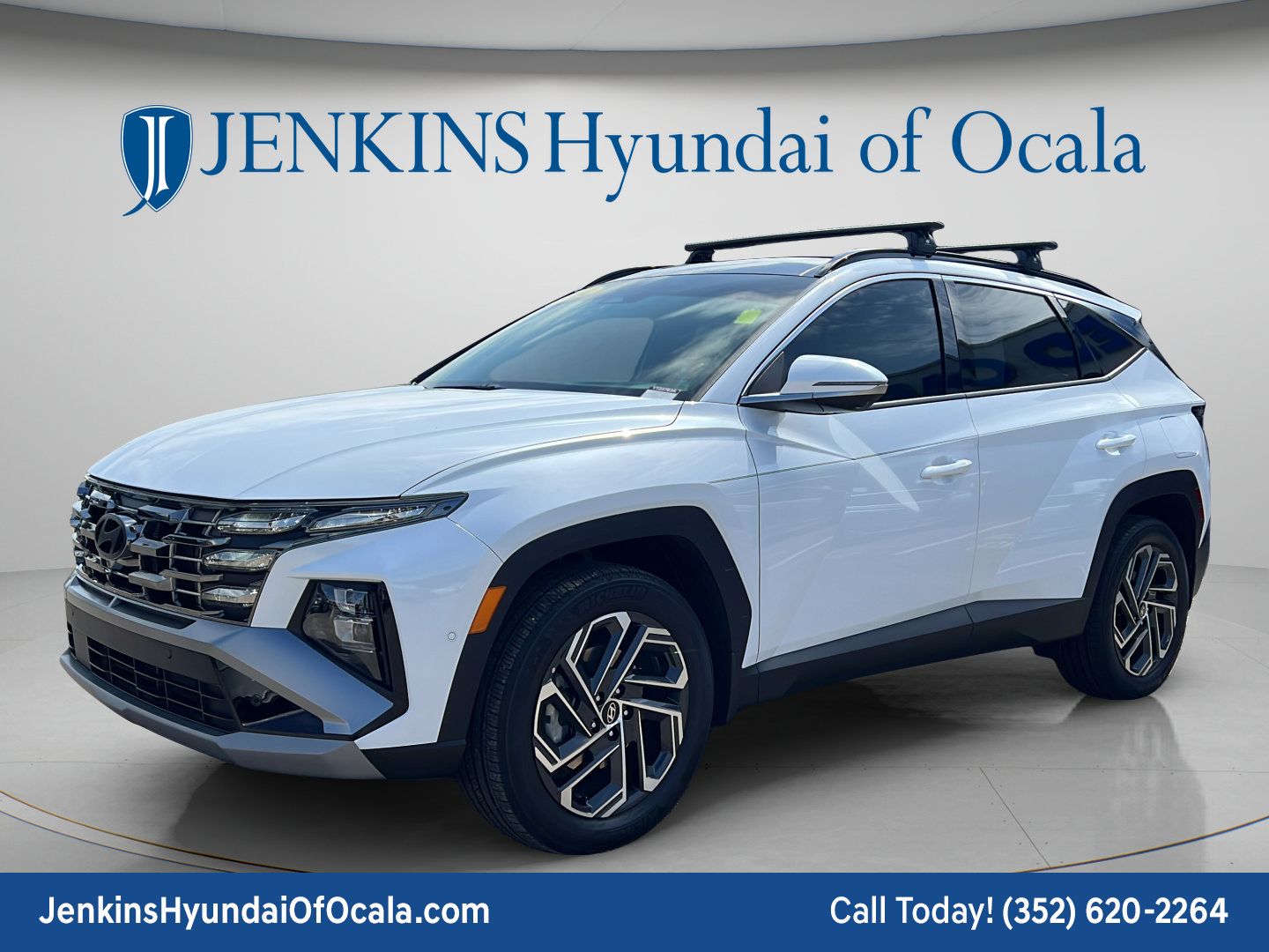 Certified 2025 Hyundai Tucson Limited AWD/4WD image 7