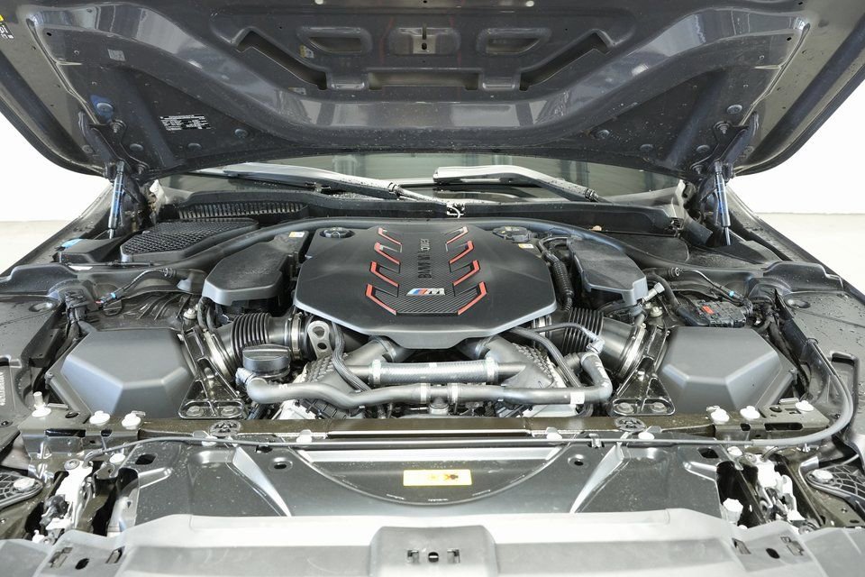 Used 2025 BMW M5 Touring image 13