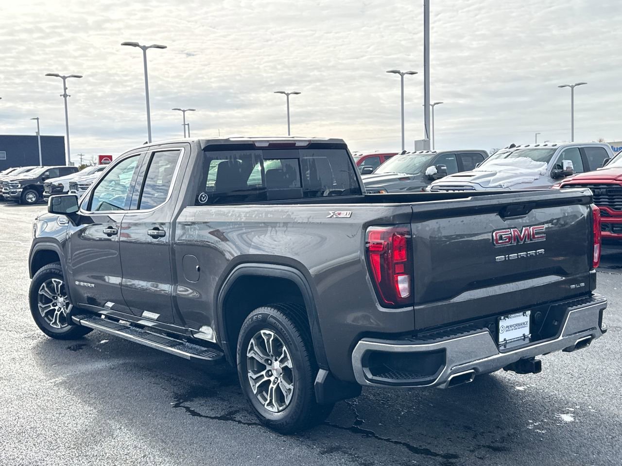 Used 2019 GMC Sierra 1500 SLE image 5