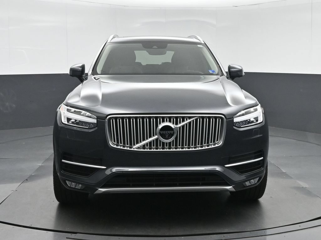 Used 2017 Volvo XC90 T6 Inscription w/ Vision Package AWD/4WD image 2