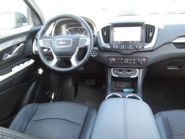 Used 2024 GMC Terrain SLT w/ Infotainment Package II AWD/4WD image 13
