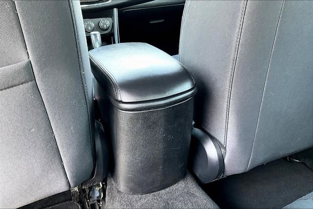 Used 2013 Chrysler 200 Touring image 10