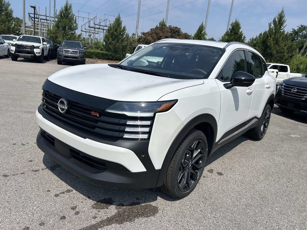 New 2026 Nissan Kicks SR w/ SR Premium Package FWD image 3