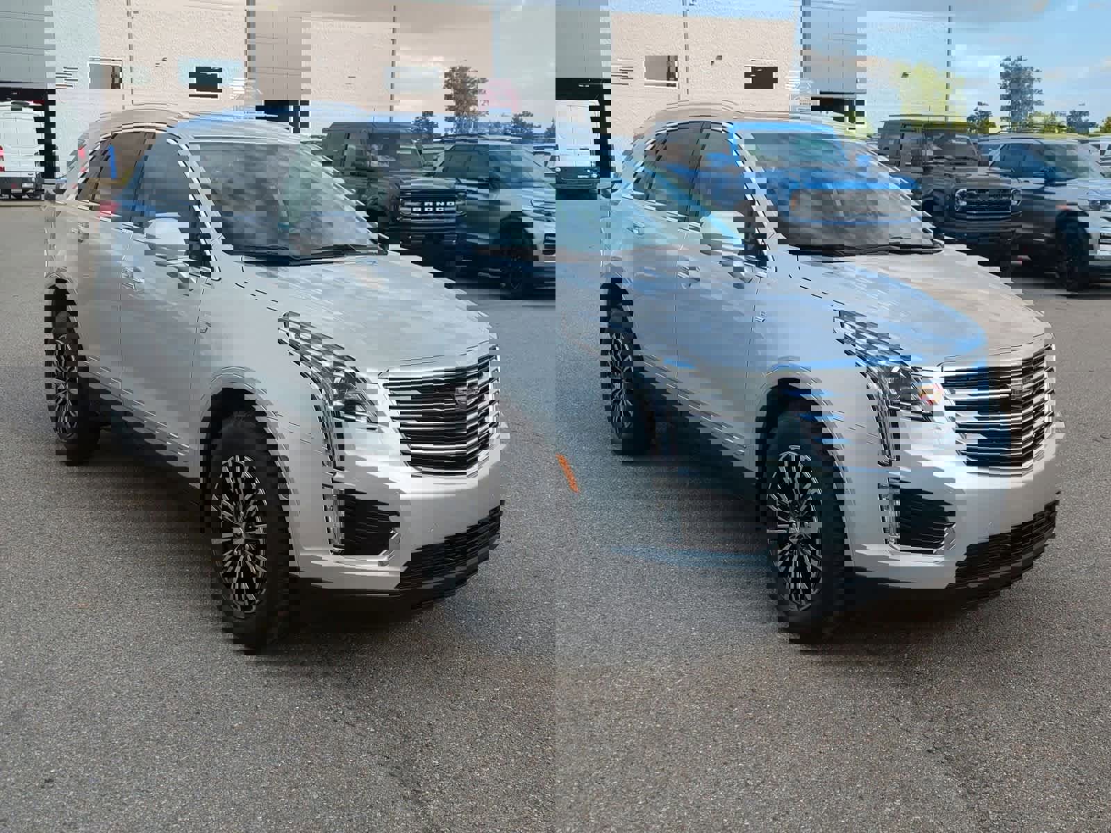 Used 2019 Cadillac XT5 Luxury image 2