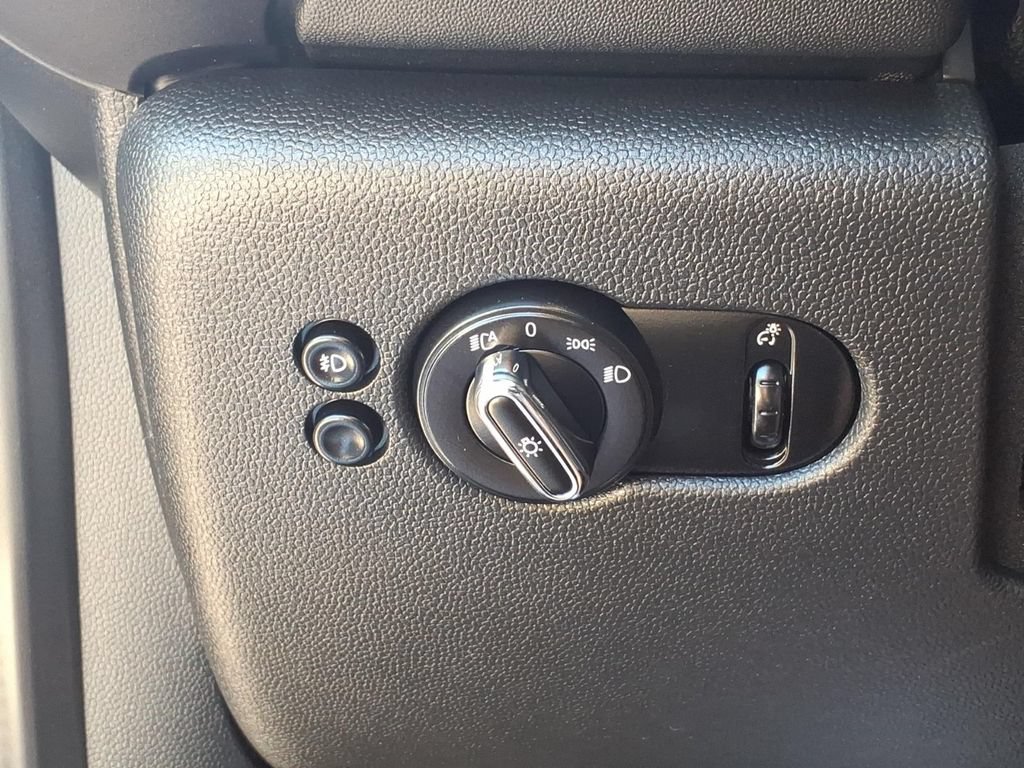 Used 2021 MINI Cooper S FWD image 19