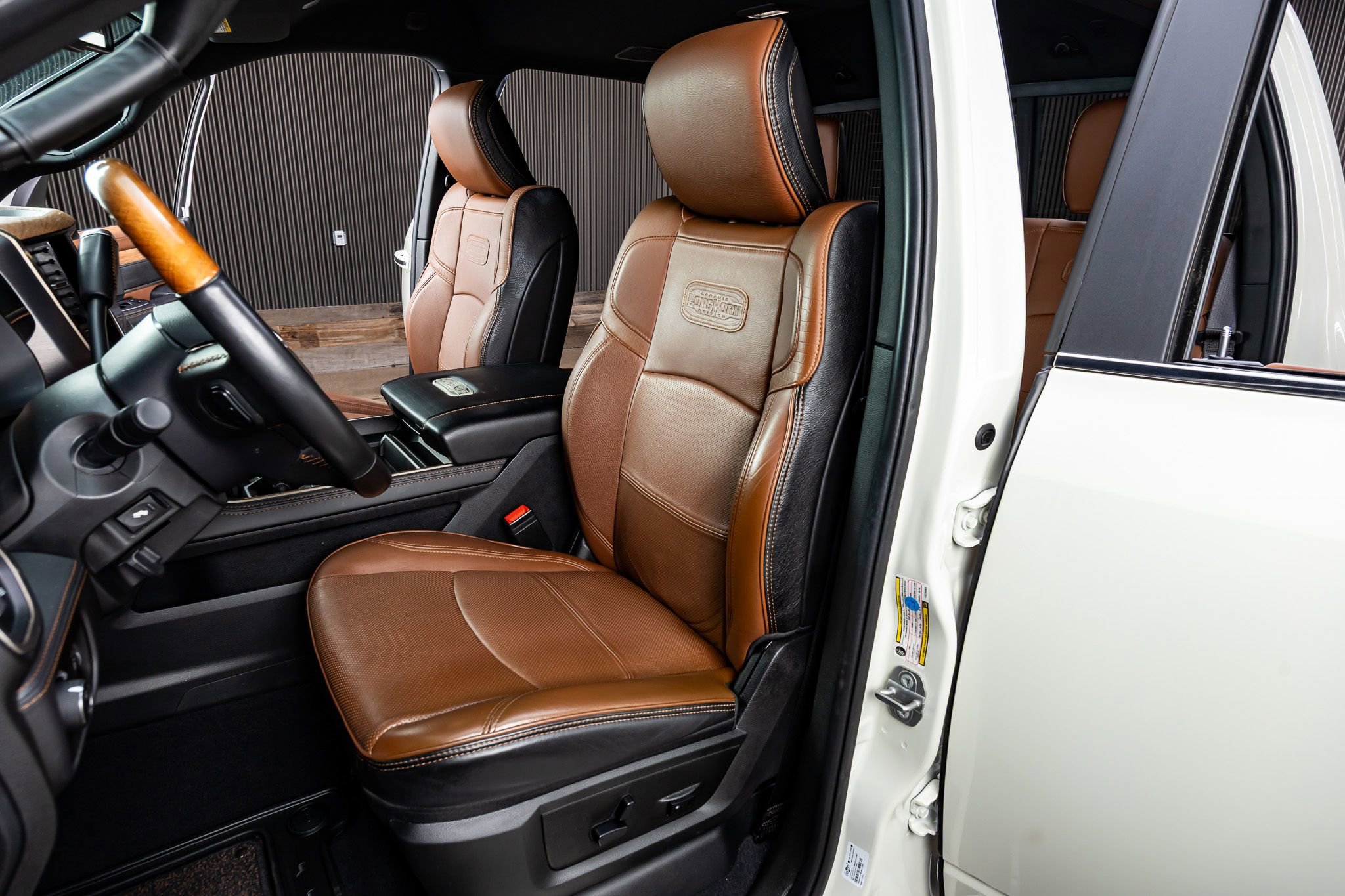 Used 2020 RAM 3500 Limited image 30