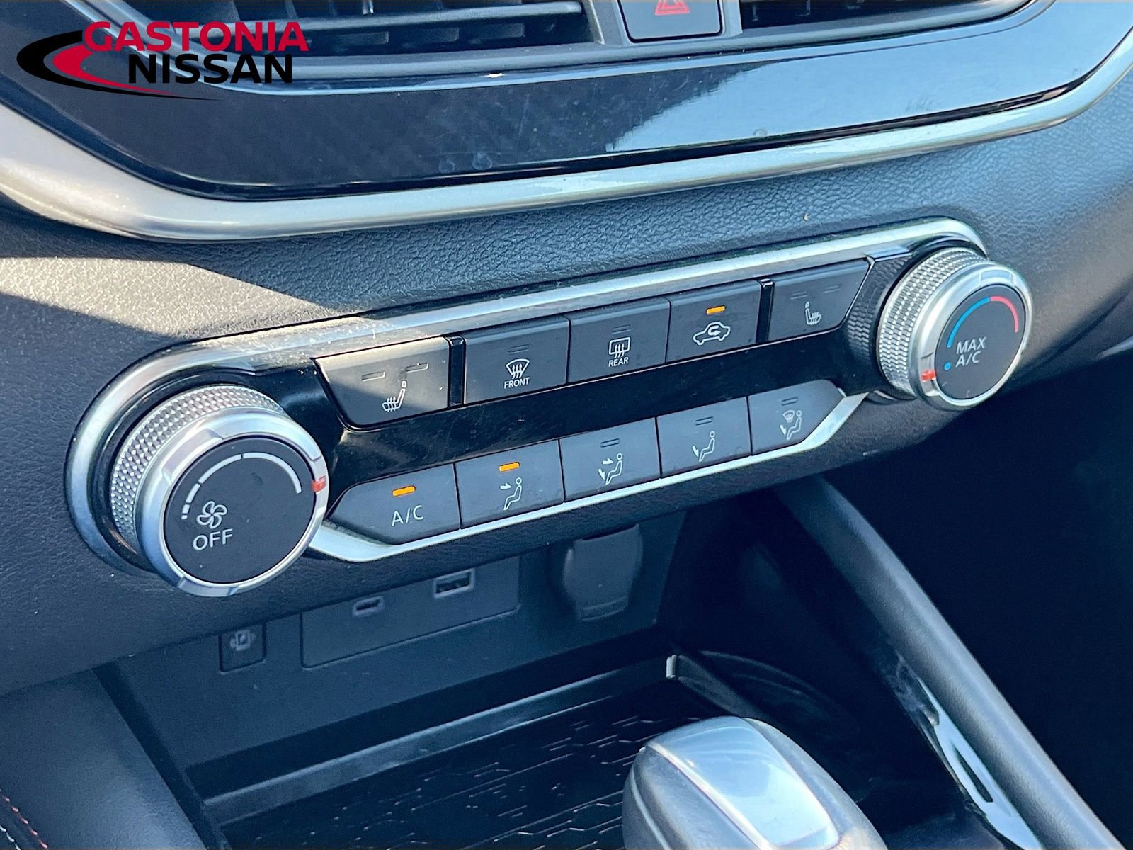 Used 2024 Nissan Altima 2.5 SR w/ SR Premium Package FWD image 21