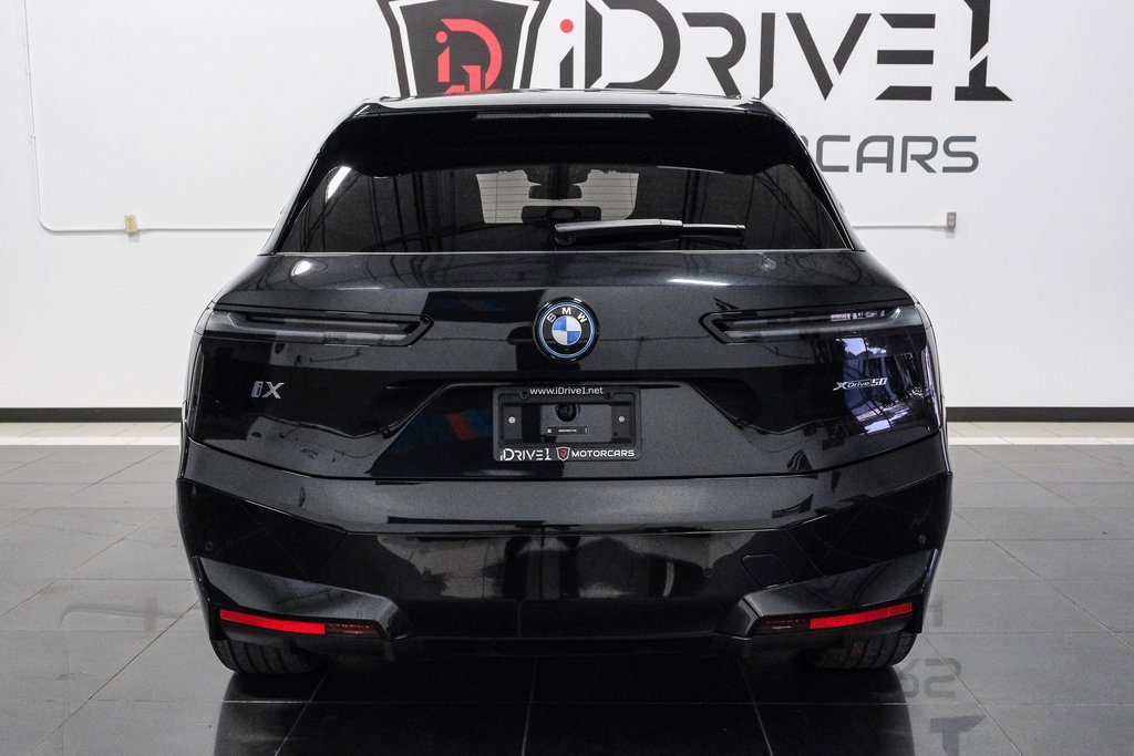 Used 2025 BMW iX xDrive50 image 12