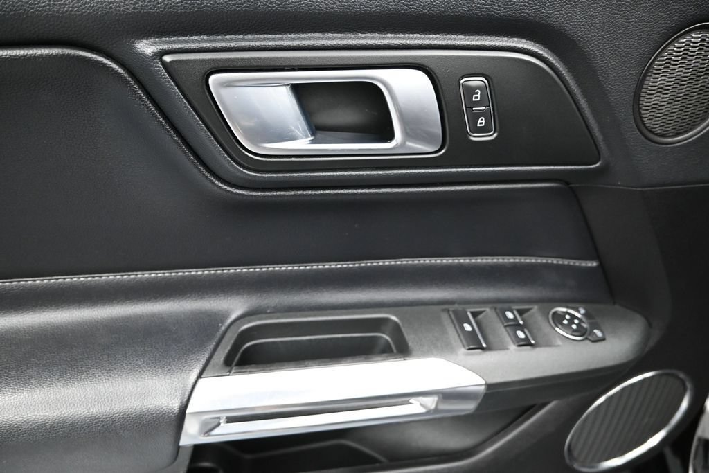 Used 2022 Ford Mustang Premium RWD image 19