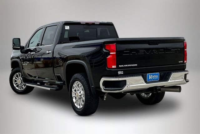 Used 2024 Chevrolet Silverado 2500 LTZ w/ LTZ Premium Package AWD/4WD image 4