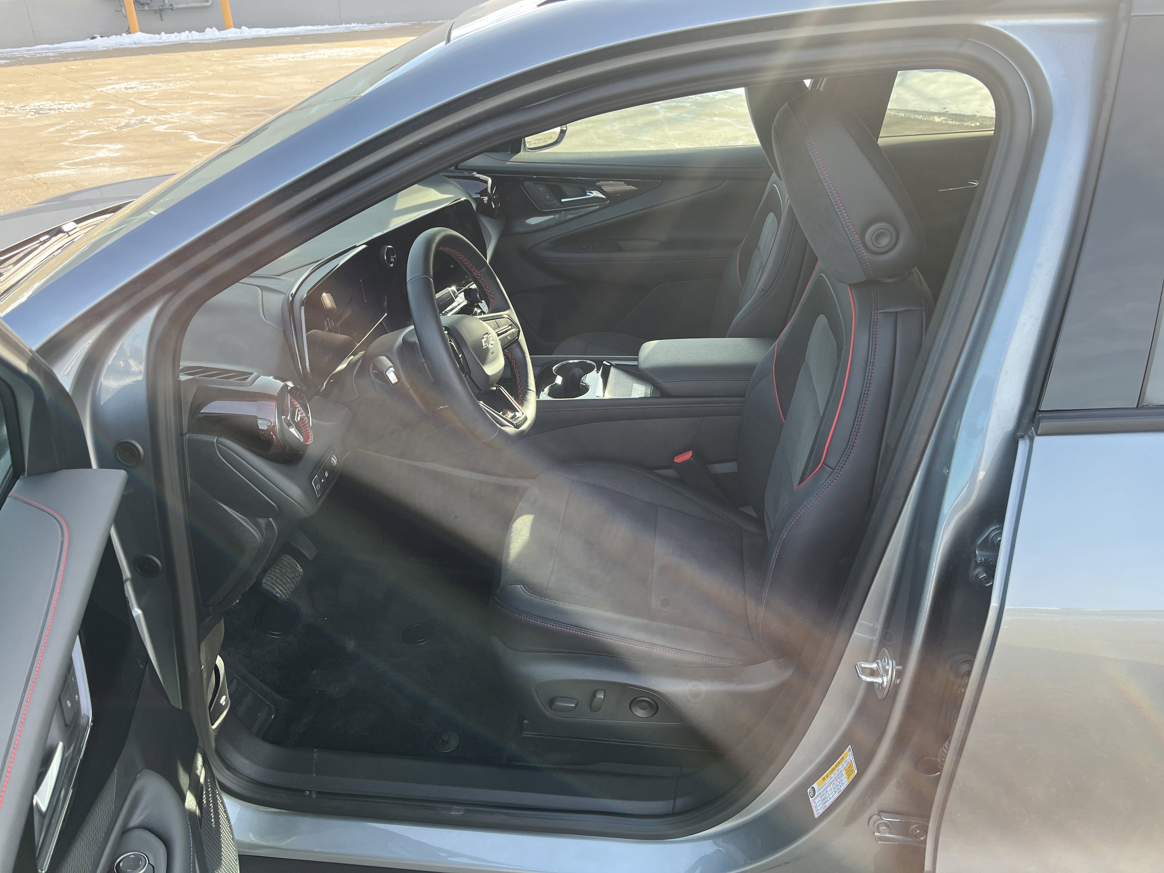 Used 2025 Chevrolet Blazer EV RS image 9