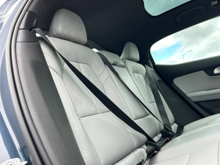 Used 2023 Polestar Polestar 2 w/ Pilot Pack image 48