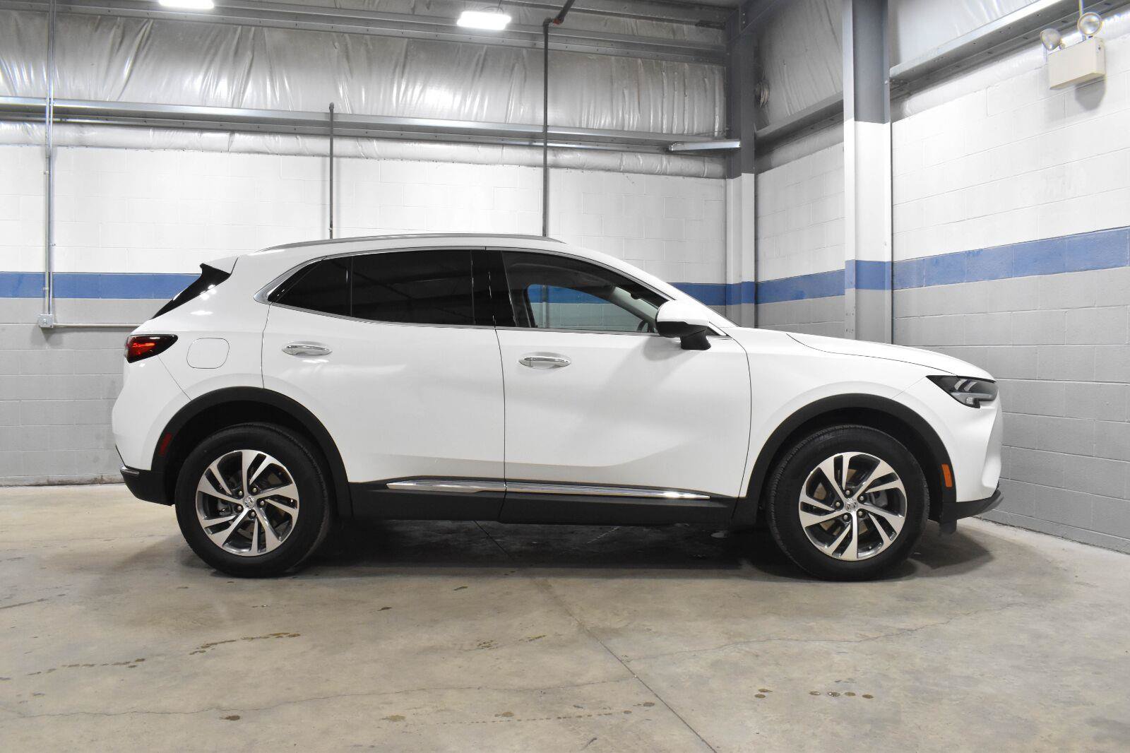 Used 2023 Buick Envision Essence FWD image 26