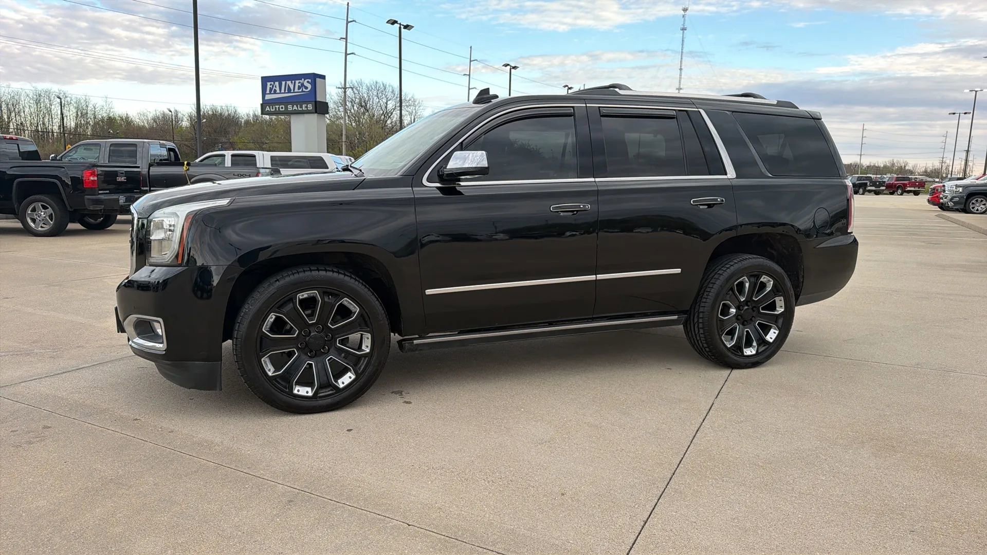 Used 2019 GMC Yukon Denali w/ Denali Ultimate Package image 7