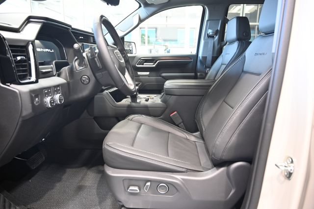 New 2026 GMC Sierra 1500 Denali AWD/4WD image 13