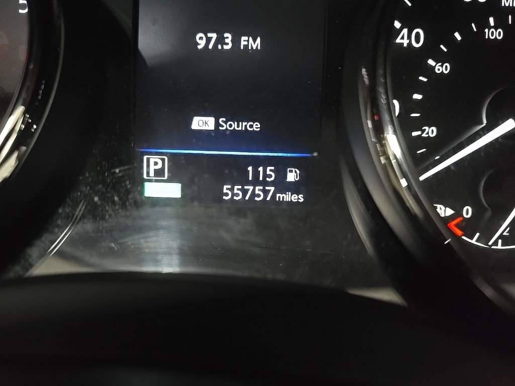 Used 2020 Nissan Rogue SV image 23