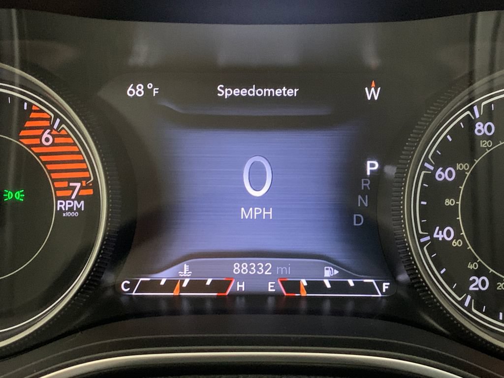 Used 2019 Jeep Cherokee Limited AWD/4WD image 31