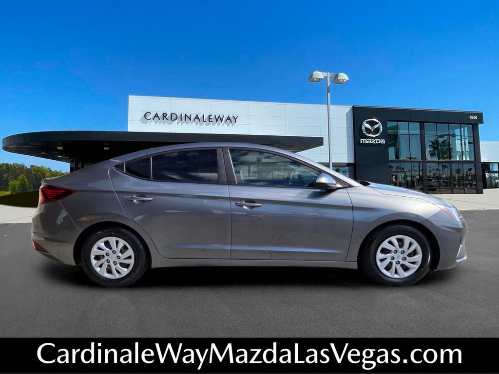 Used 2020 Hyundai Elantra SE FWD image 6