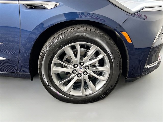 Used 2023 Buick Enclave Avenir w/ Avenir Technology Package image 41