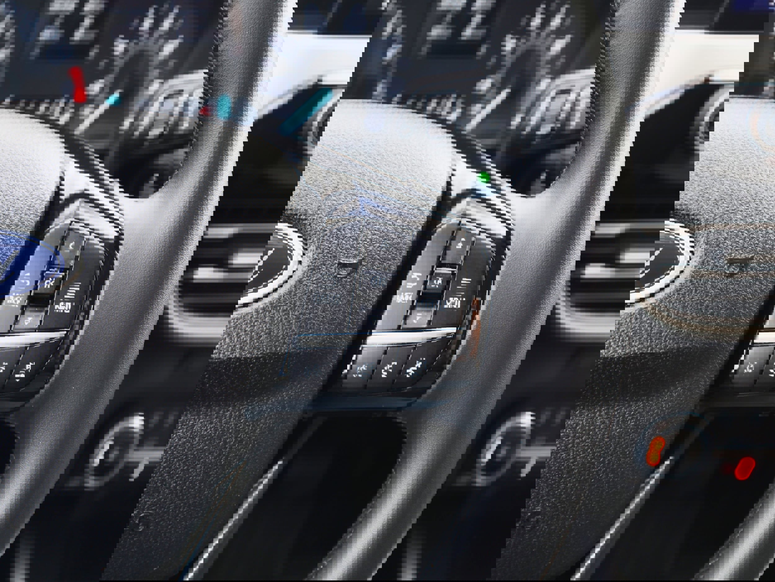 Used 2022 Ford Escape SE w/ Cold Weather Package image 24