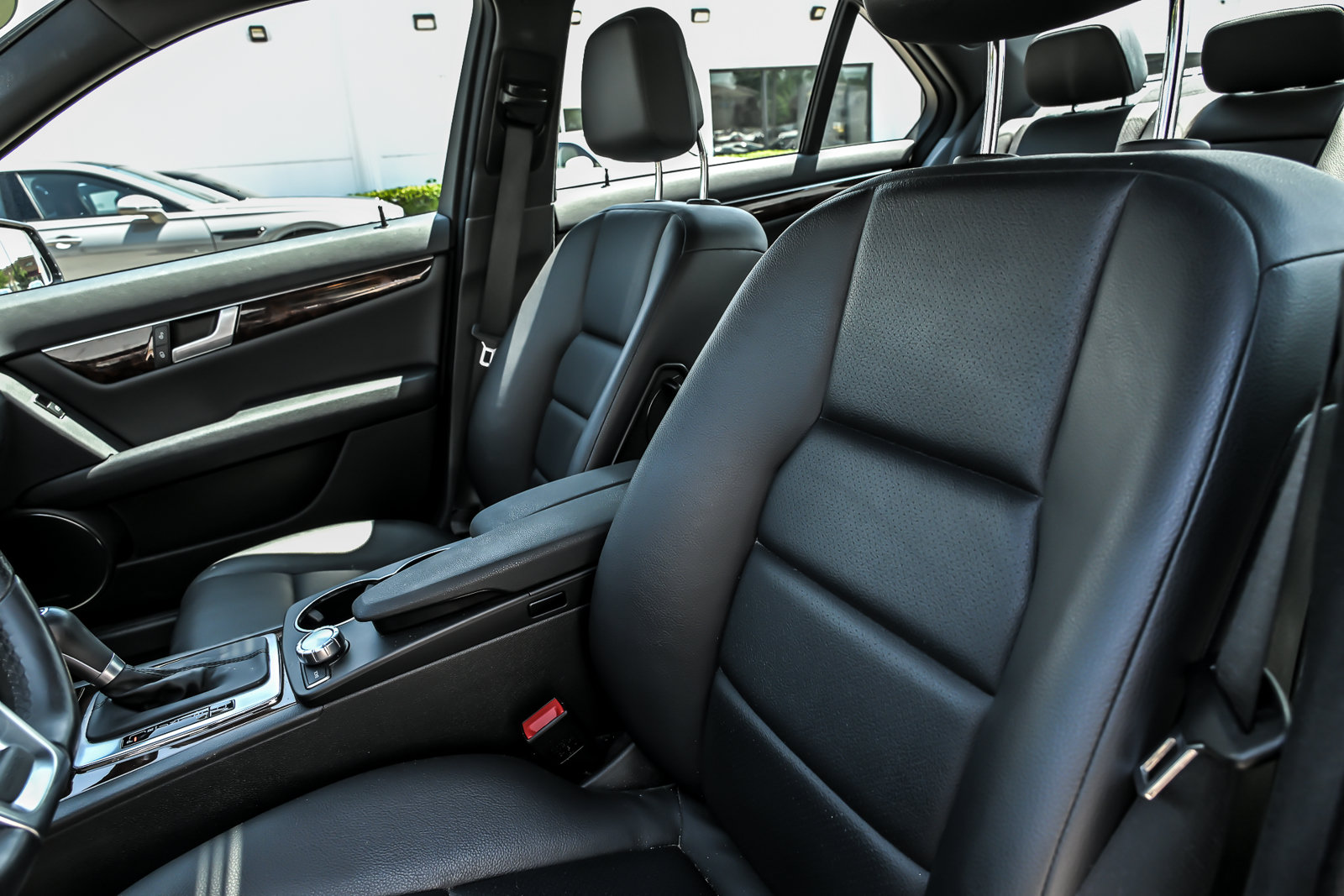 Used 2013 Mercedes-Benz C 300 4MATIC Sedan image 20