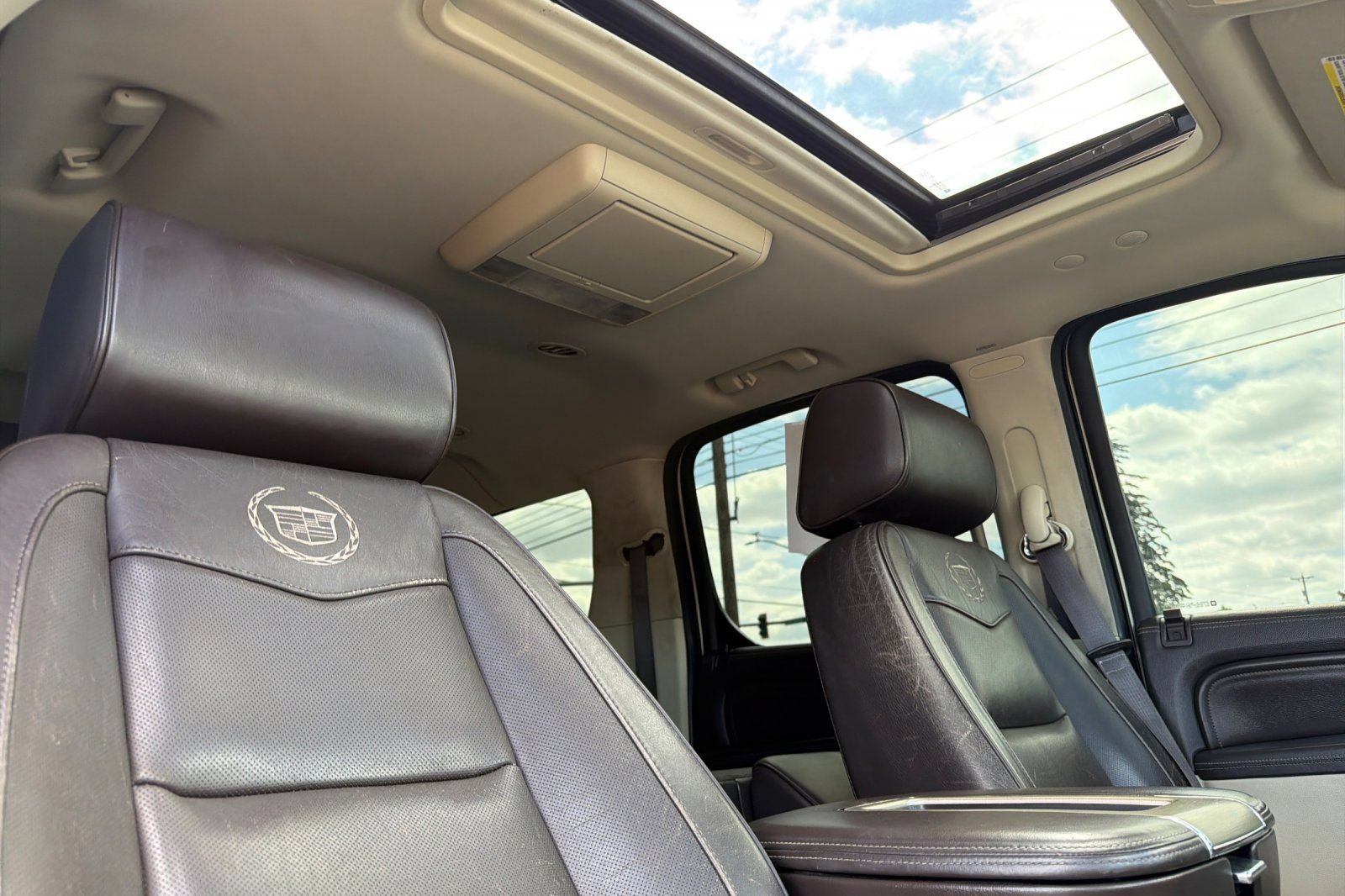 Used 2013 Cadillac Escalade ESV Platinum AWD/4WD image 20