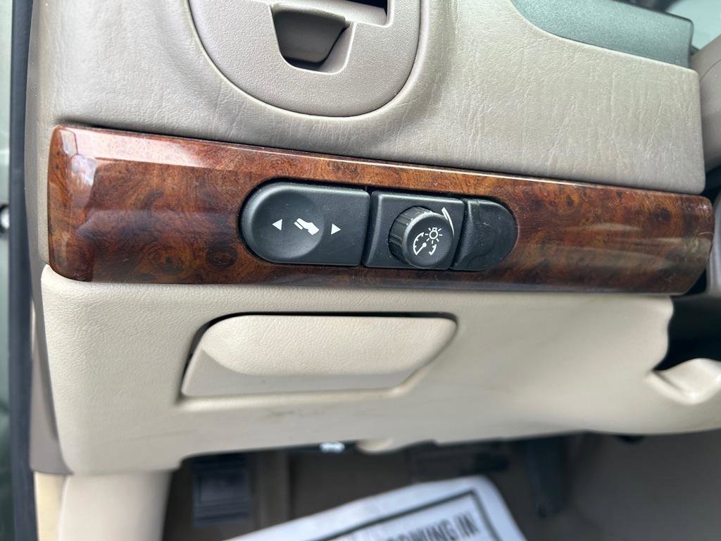 Used 2005 Chevrolet Malibu w/ Preferred Equipment Group image 53