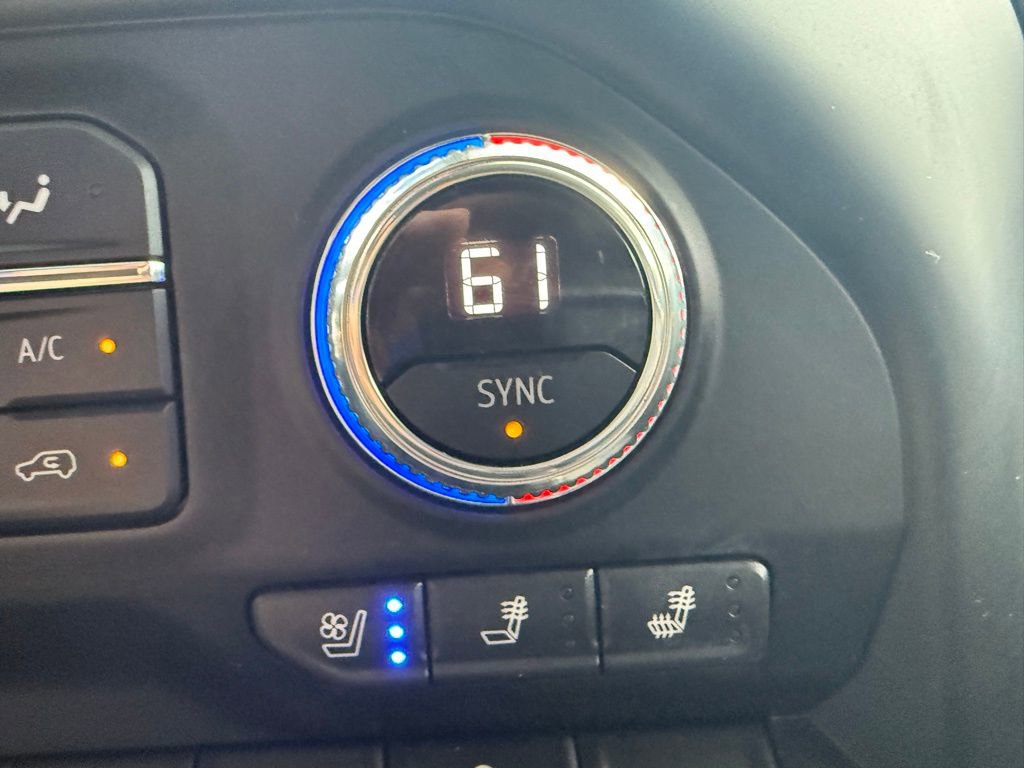 Used 2020 GMC Sierra 1500 AT4 w/ AT4 Premium Package image 32