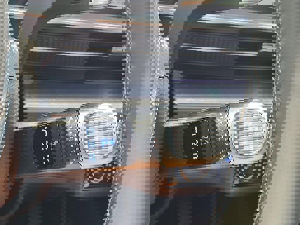 New 2025 Hyundai Ioniq 6 SEL image 17