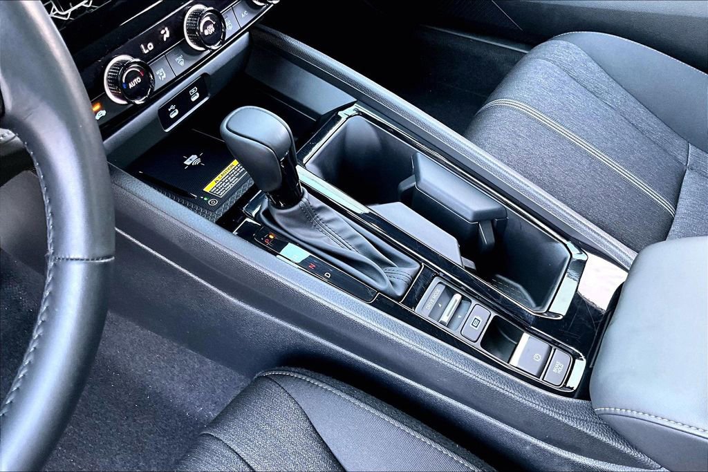 Used 2025 Honda Accord Sport image 15