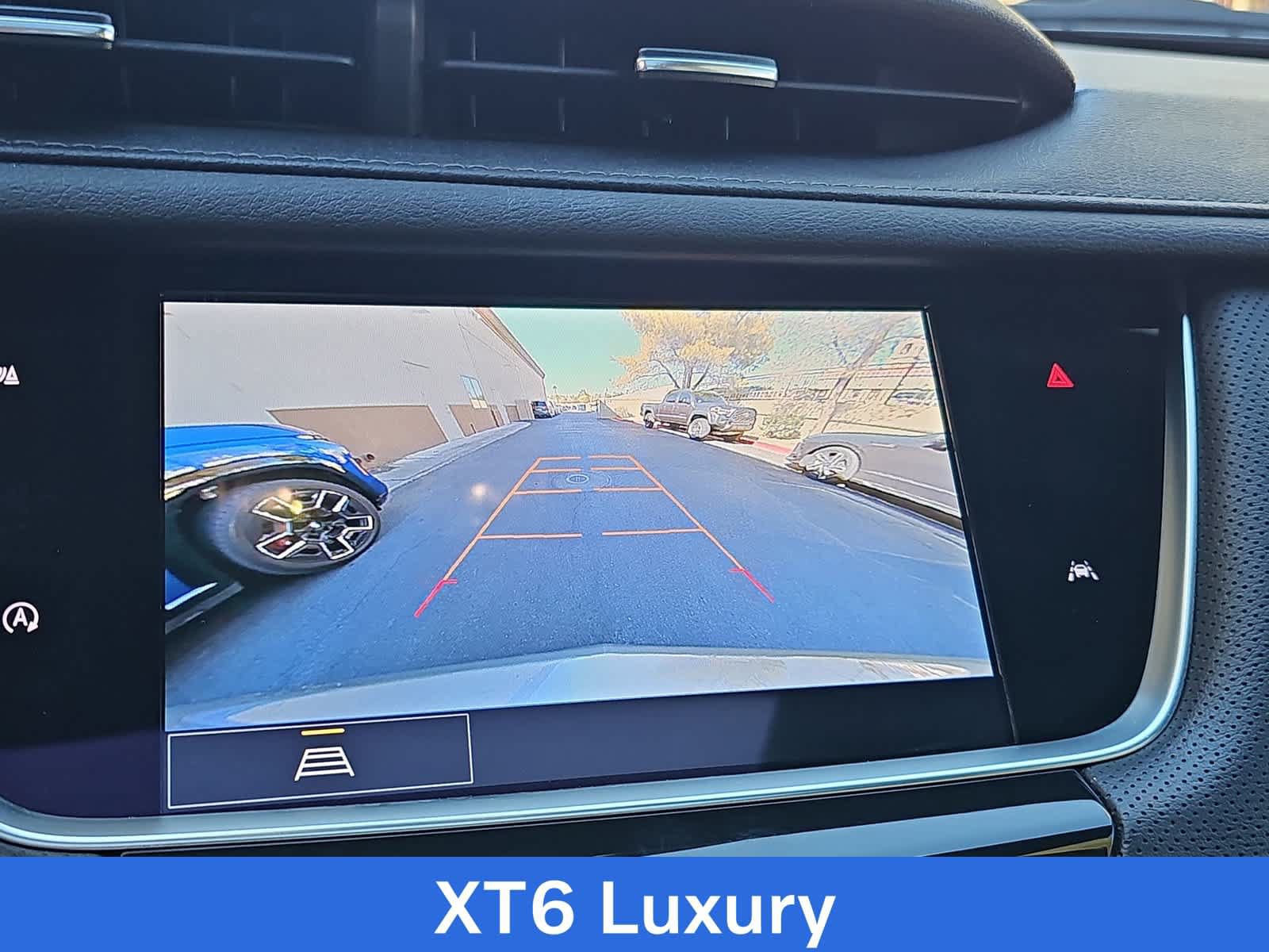 Used 2024 Cadillac XT6 Luxury w/ LPO, Floor Liner Package FWD image 26