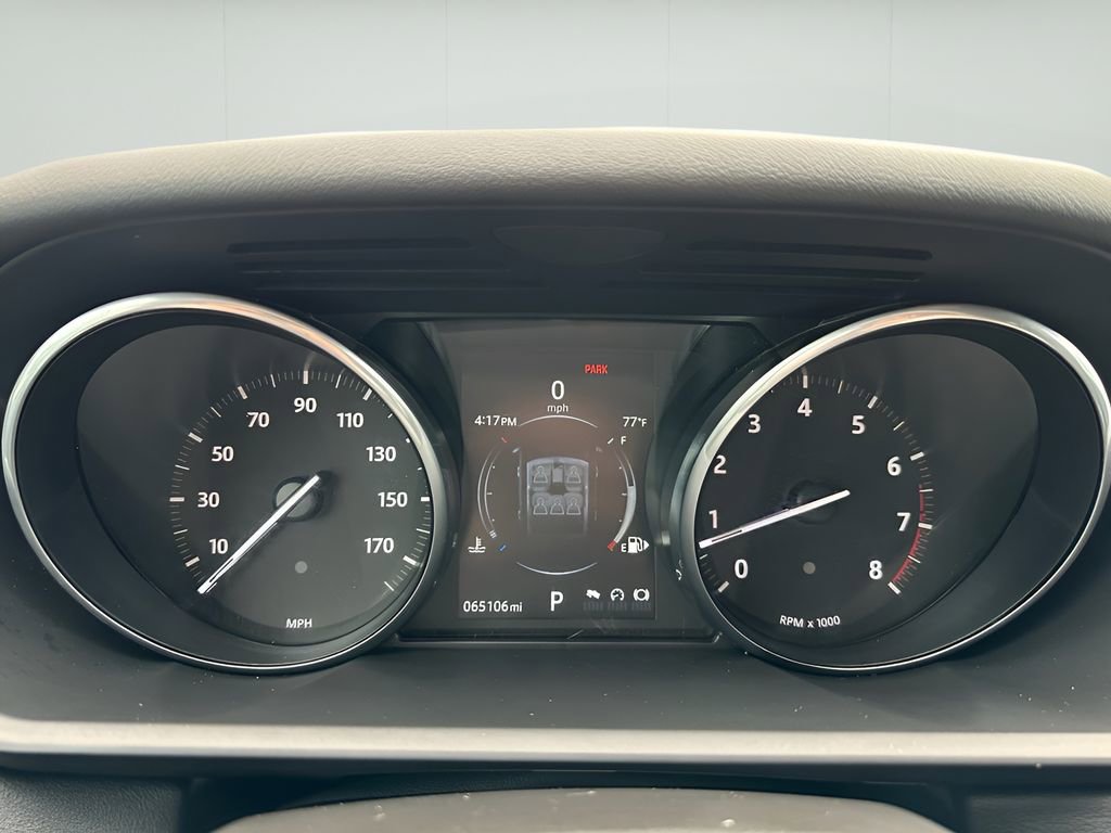 Used 2017 Land Rover Range Rover Sport HSE image 19