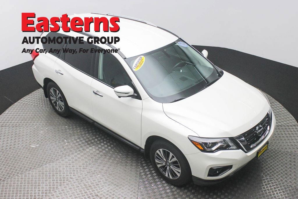 Used 2020 Nissan Pathfinder SL AWD/4WD image 3