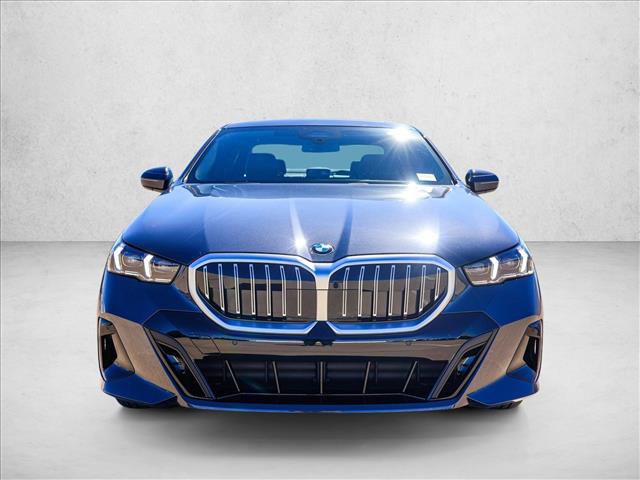 New 2026 BMW 530i xDrive image 2