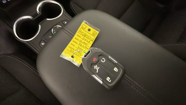 Used 2023 GMC Terrain SLE w/ Driver Convenience Package AWD/4WD image 23