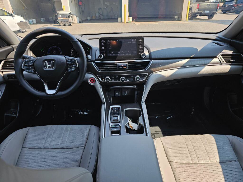 Certified 2018 Honda Accord Touring image 22