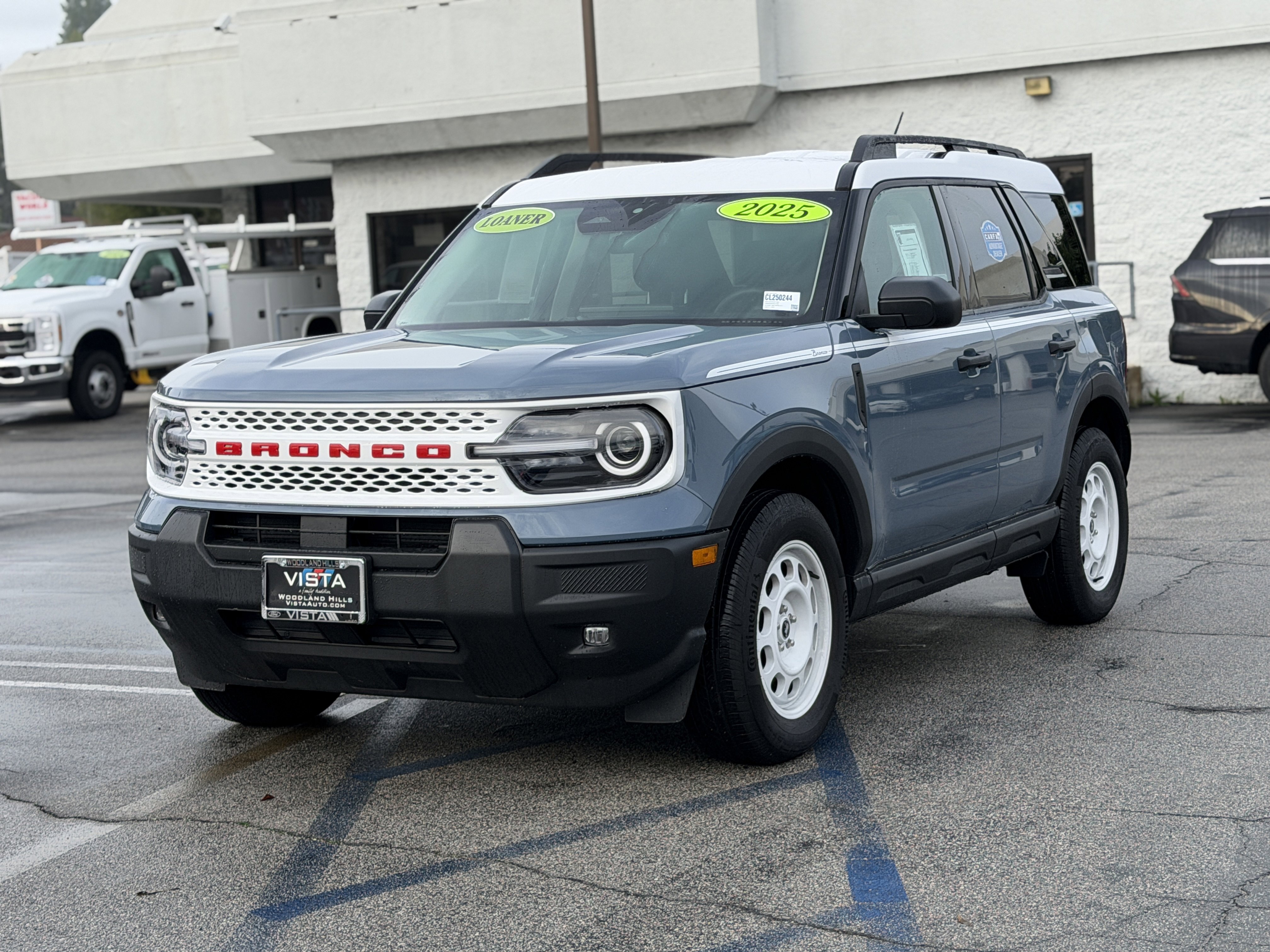 Used 2025 Ford Bronco Sport Heritage w/ Convenience Package AWD/4WD image 3